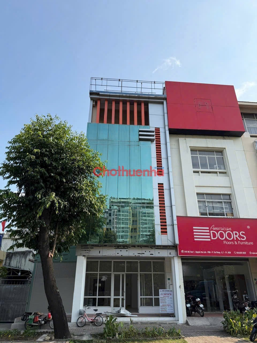 CHO THUÊ NHÀ MẶT TIỀN NGUYỄN VĂN LINH Q7 – 9M NGANG, THANG MÁY, HỢP VĂN PHÒNG