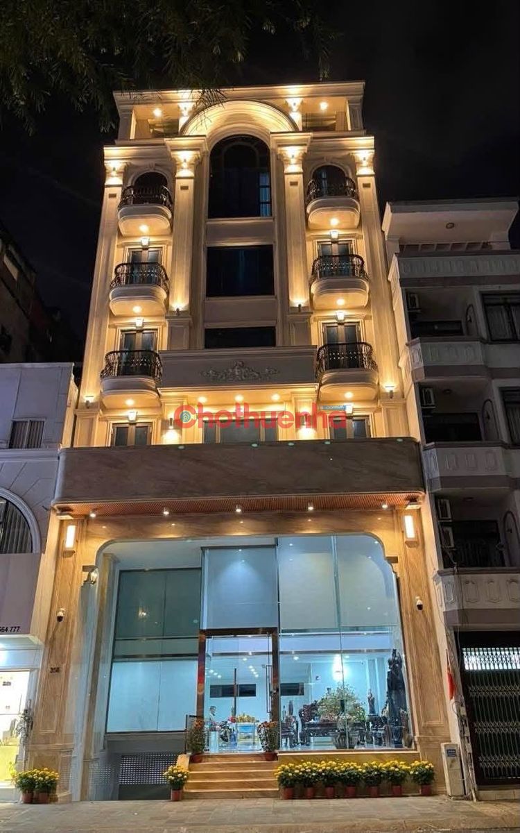 CHO THUÊ NHÀ MẶT TIỀN VÕ VĂN TẦN Q3 – 11M NGANG, LỐI ĐI RIÊNG, ĐẦY ĐỦ TRANG THIẾT BỊ