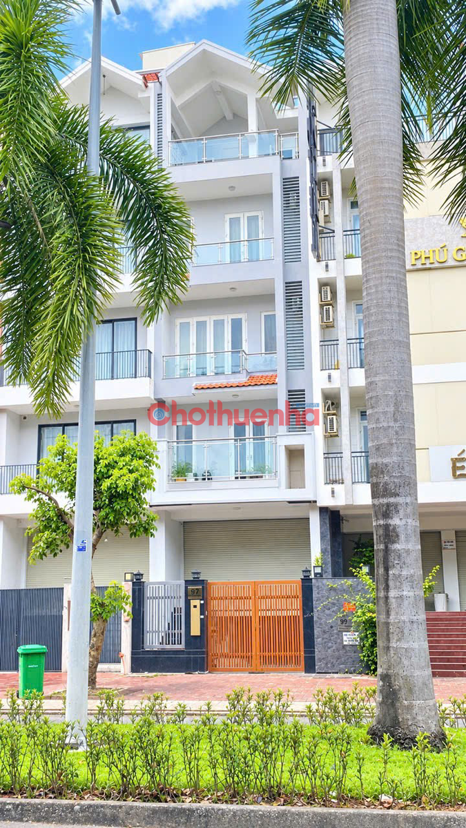 CHO THUÊ NHÀ MẶT TIỀN HOÀNG TRỌNG MẬU Q7 – 8 PHÒNG, HẦM, THANG MÁY, GIÁ TỐT