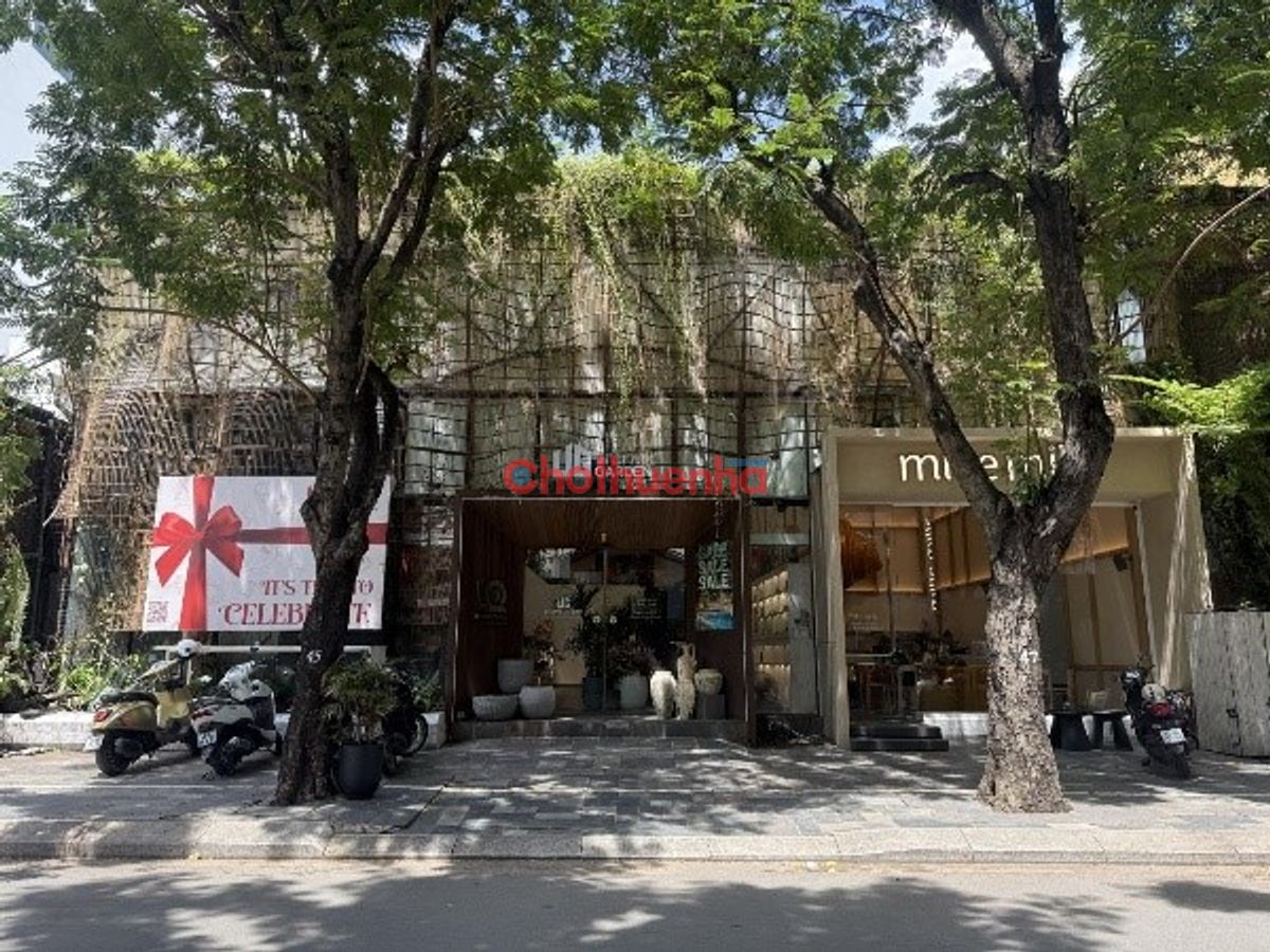 Cho thuê mặt bằng showroom tại 71 Xuân Thủy, Phường Thảo Điền, Quận 2, diện tích 16x32m