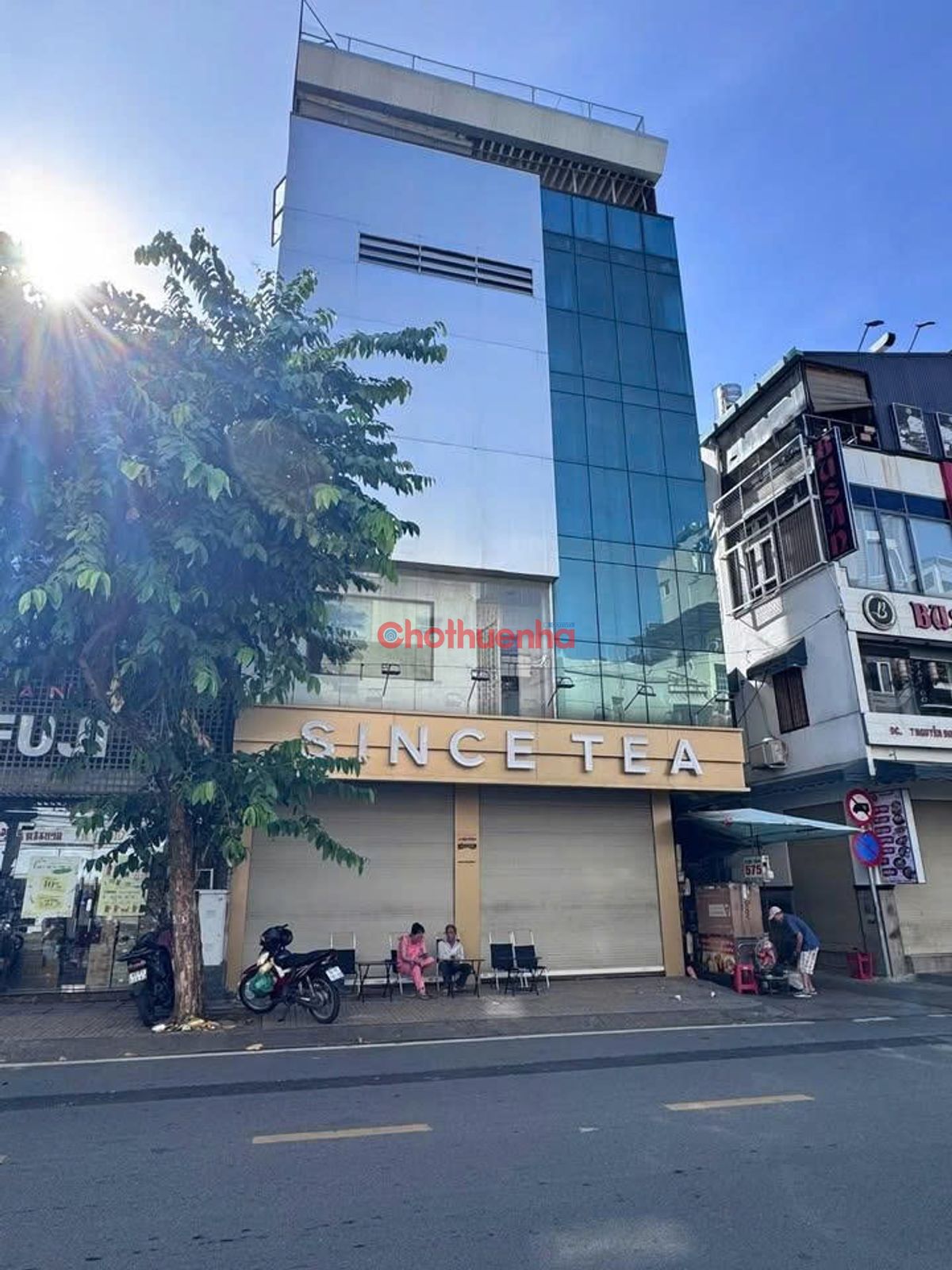 Cho Thuê Nhà Góc 2 Mặt Tiền Nguyễn Đình Chiểu, Quận 3, DT: 8x8m