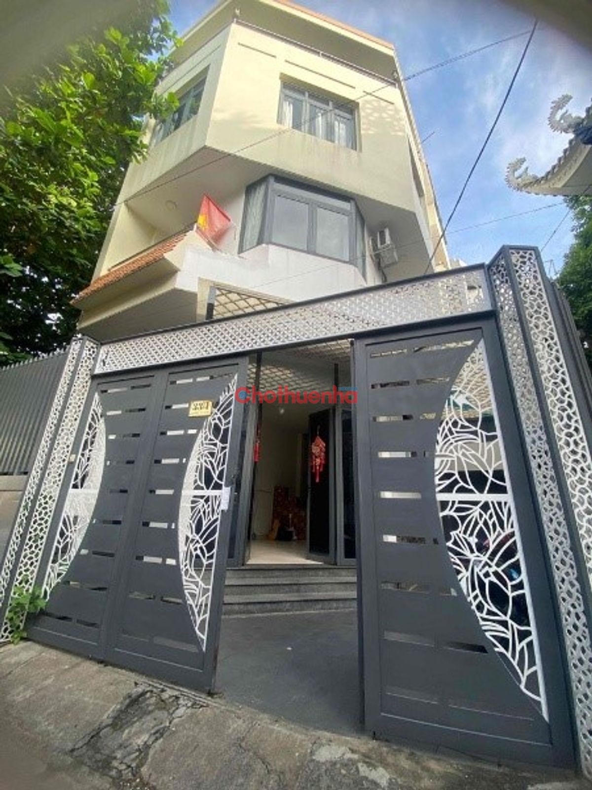 CHO THUÊ NHÀ VẠN KIẾP- BÌNH THẠNH, DTSD 300M2, 1 TRỆT 2 LẦU ST, 5PN 6WC, GIÁ 36 TRIỆU 