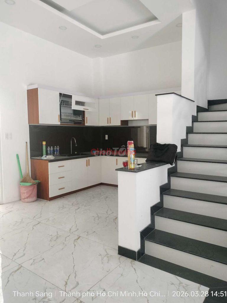 Nhà mới 1 Trệt 3 Lầu 6x10m 4 Phòng 5 wc Hẻm đường 33 Lê Văn Thịnh Giá 22 Triệu