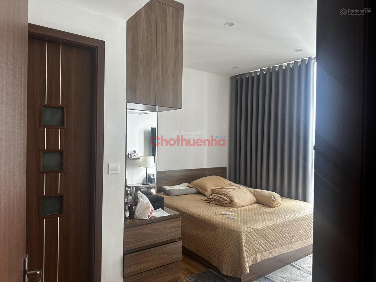 Chính chủ cho thuê căn hộ G1 2N 2VS full đồ nội thất thông minh ban công ĐN giá 18 tr/, diện tích 65m2