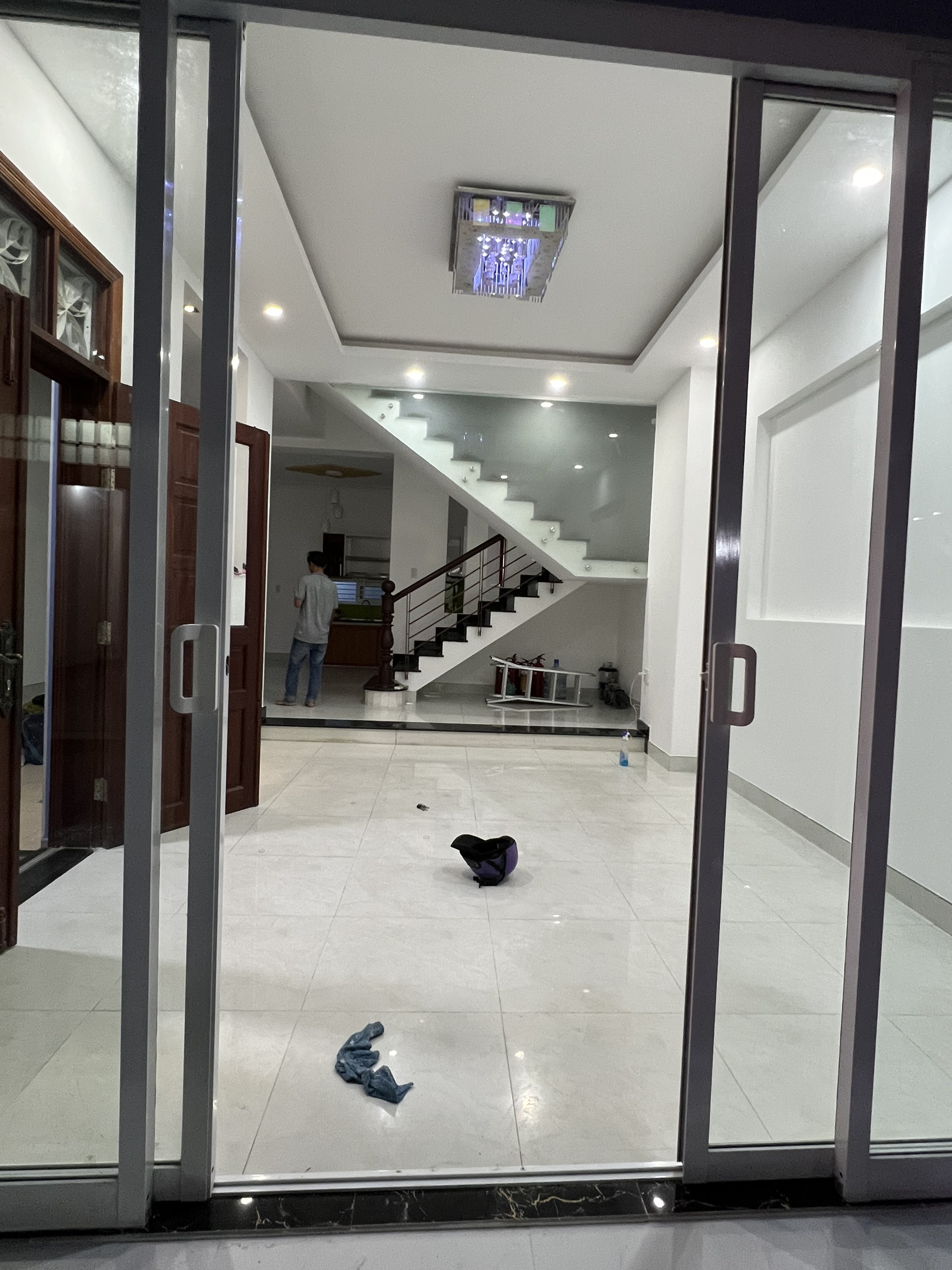 Nhà ngang 7m HXH Nguyễn Thị Minh Khai, Đakao, Q1 