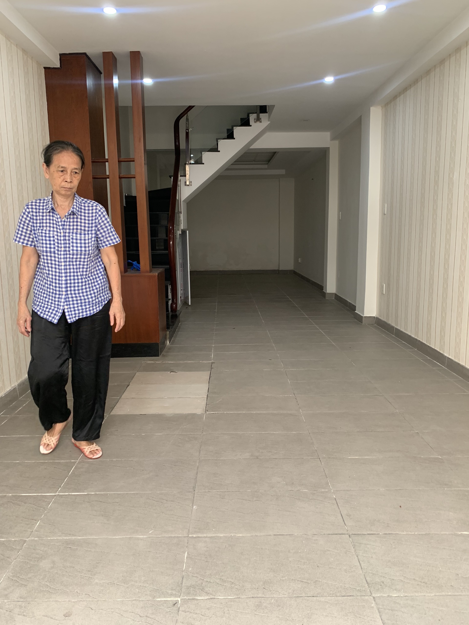 CHO THUÊ NHÀ NGUYÊN CĂN HẺM XE HƠI, ĐIỆN BIÊN PHỦ – QUẬN 3