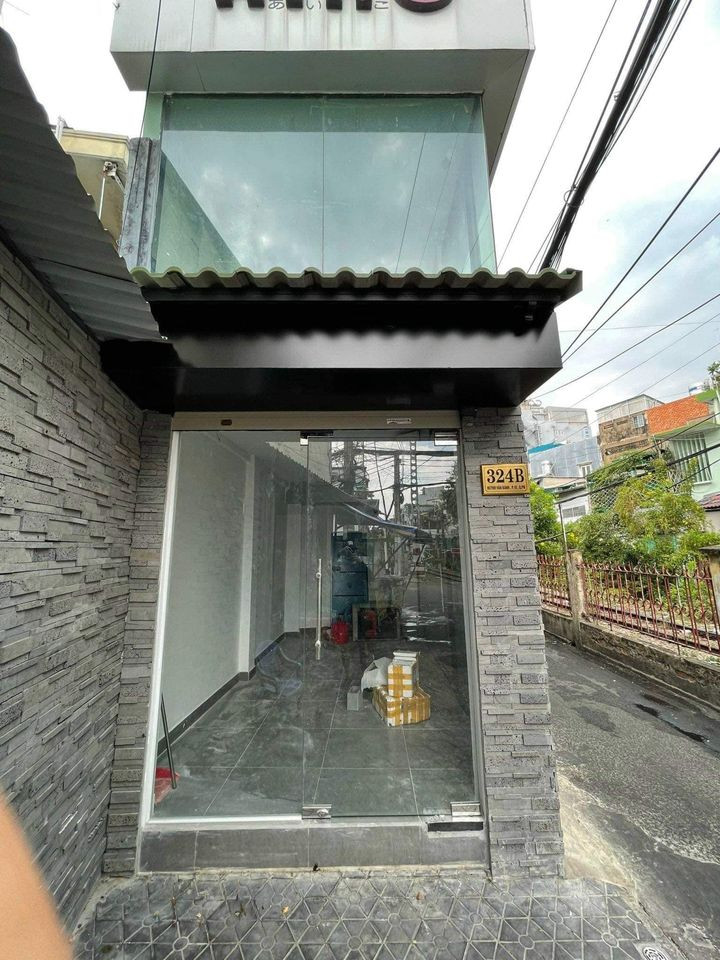 Cho thuê MB, NHÀ  Huỳnh Văn Bánh, Phường 10, Quận Phú Nhuận