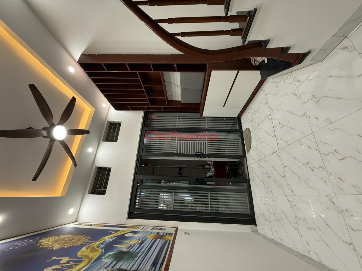 Cho thuê nhà riêng 4PN, 3WC, giá thỏa thuận tại Nguyễn Thượng Hiền, Quang Trung, Hà Đông