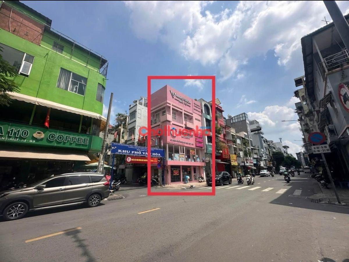 CHO THUÊ NHÀ GÓC 2MT NGUYỄN THIỆN THUẬT Q3, DT 9X4M, 1 TRỆT 4 LẦU, GIÁ 50M