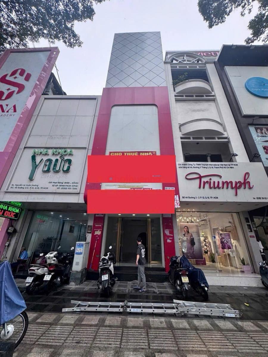 Cho thuê nhà vị trí kinh doanh đường 3/2 đối diện Vincome và ngay Hà Đô Quận 10