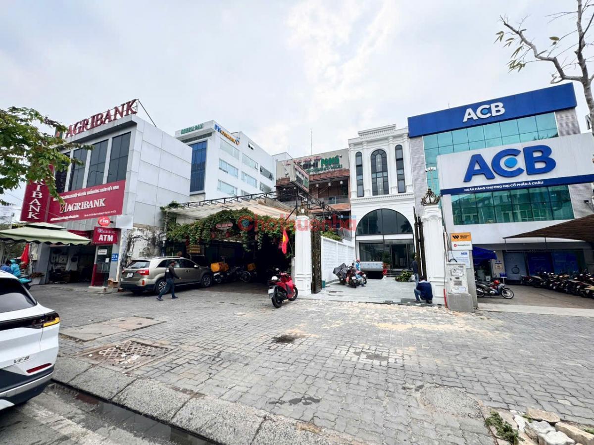 CHO THUÊ TÒA NHÀ MẶT TIỀN TRẦN NÃO AN KHÁNH QUẬN 2 CÓ HẦM SÂN RỘNG GẦN 100M2