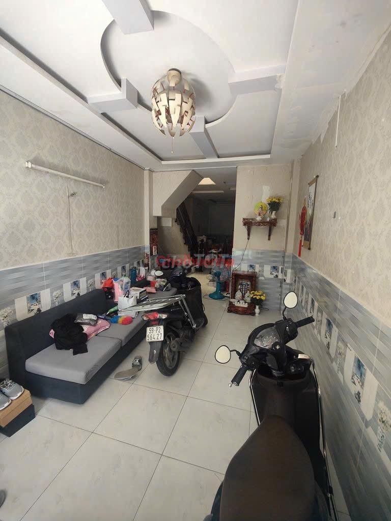 Cho thuê nhà nguyên căn đường Nguyễn Đức Thuận