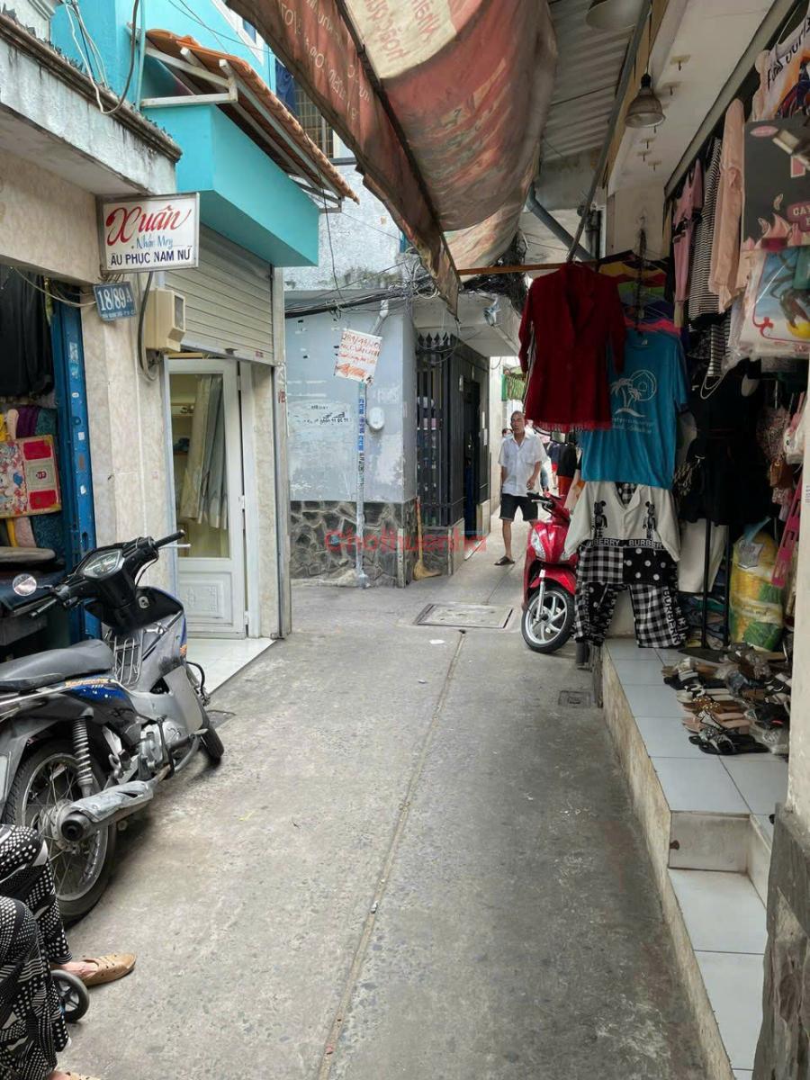 Cho thuê nhà NGUYÊN CĂN-CHÍNH CHỦ gần ngã tư Trần Quang Diệu-Lê Văn Sỹ
