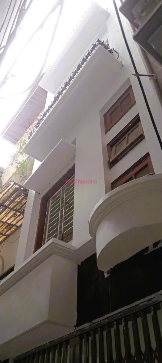 CHO THUÊ NHÀ 3 TẦNG NGÕ 73 PHỐ VŨ ĐỨC UÝ ( Đường 25m) - HÀ NỘI