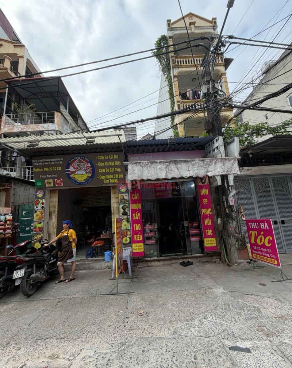 minh con 1 cua hang mat tien cho thue voi gia 4,5tr/ thang. Ai can thue goi cho minh voi so 0982585892...........................................................................\r\n..........................................................................