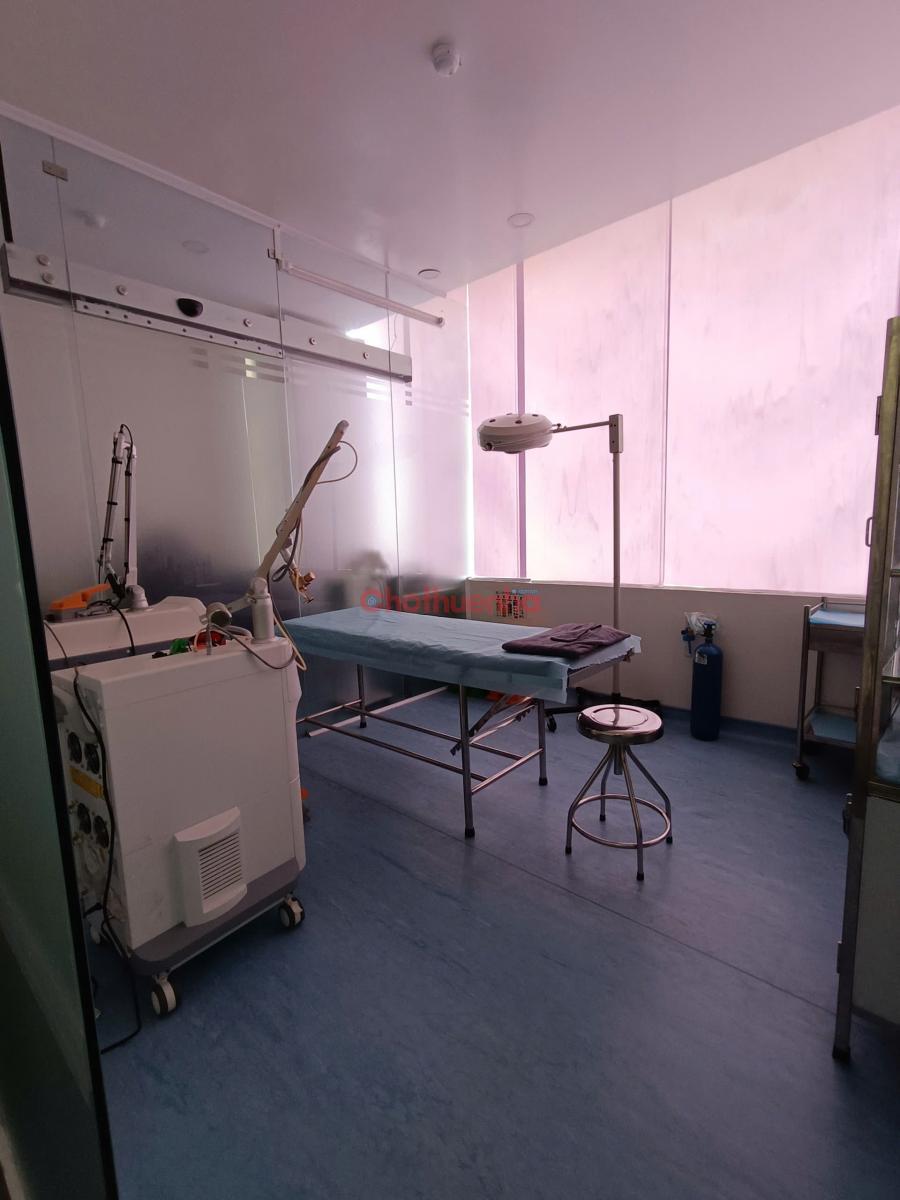 Mặt bằng cho thuê góc mặt tiền trung tâm quận 1 (Không qua môi giới)