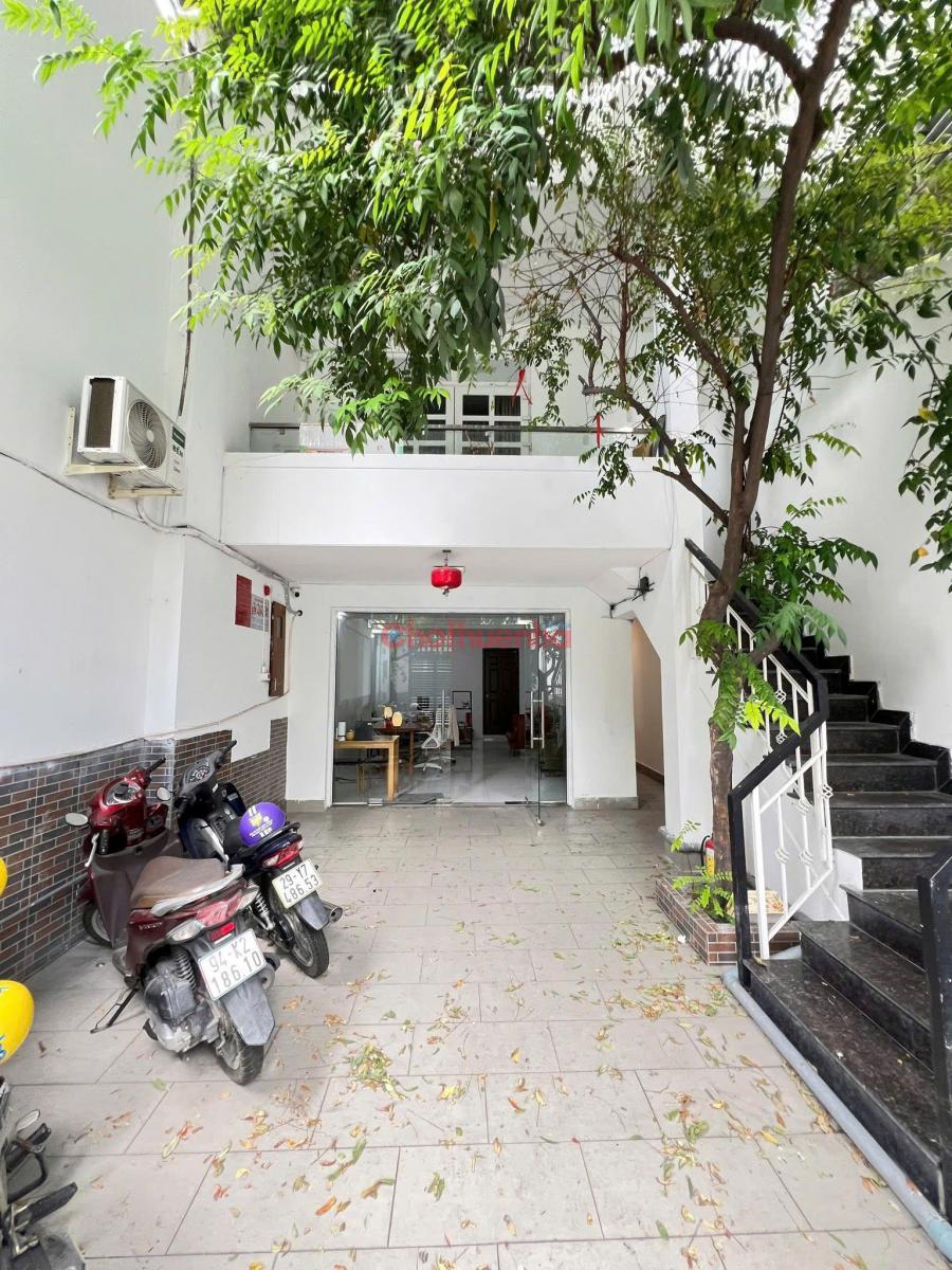 Cho thuê mặt bằng đường 3/2, Phường 14, Quận 10. Phù hợp vừa kinh doanh vừa làm vp.