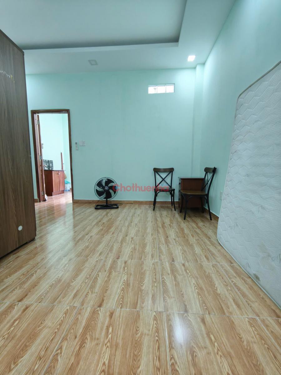 Cho nữ thuê phòng trọ khu vực q1