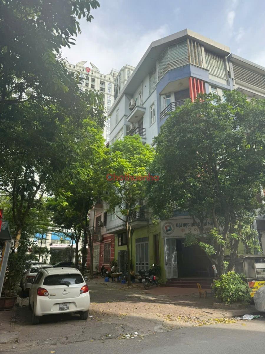 Cho thuê nhà phố liền kề lô góc 2 mặt đường, phù hợp nhiều hình thức kinh doanh